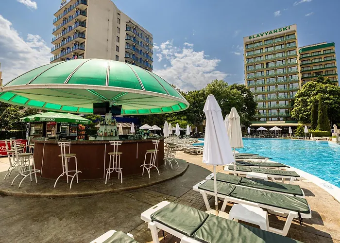 Sunny Beach hotels near Den Glade Viking Dance Club