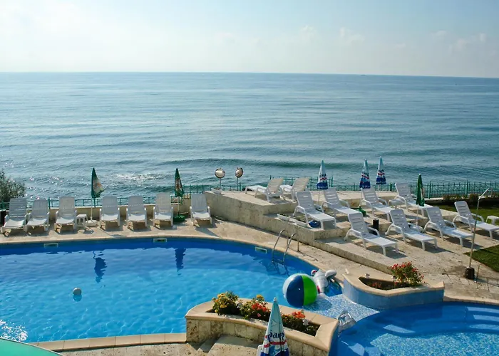 Ravda Hotels
