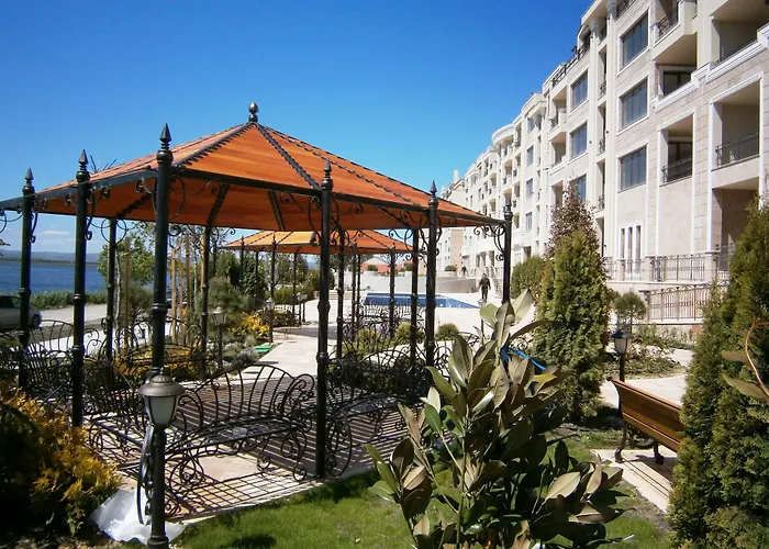 Pomorie Dog Friendly Hotels near Salt Museum
