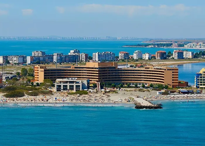 Pomorie Hotels With Pool near Sunset Waterpark
